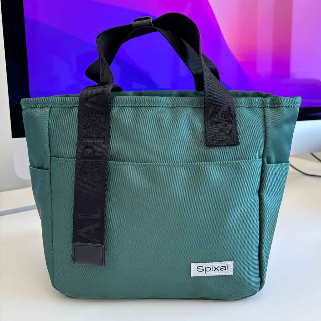 Commute Series Tote Lunch Bag Green — interior pockets and organisation detail | Spixal